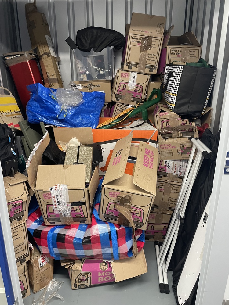 Edgware Self storage unit auction IB-5973 13