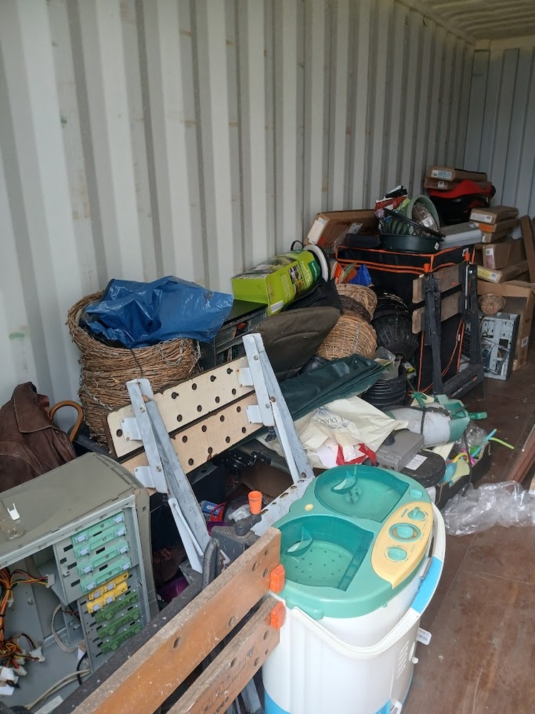 Chester 1 storage facility unit auction IB-4804