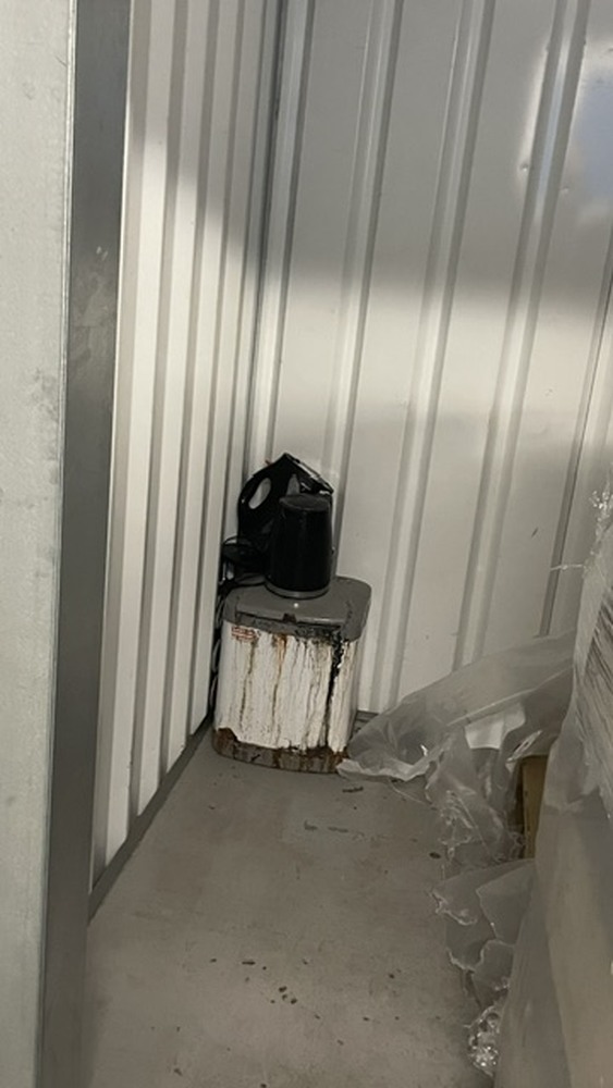 StorageMart Norwich Self storage auction IB-4035