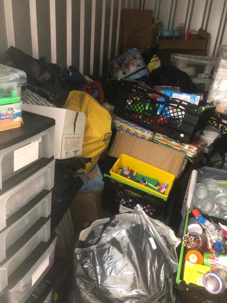 Croydon Self storage auction IB-1689