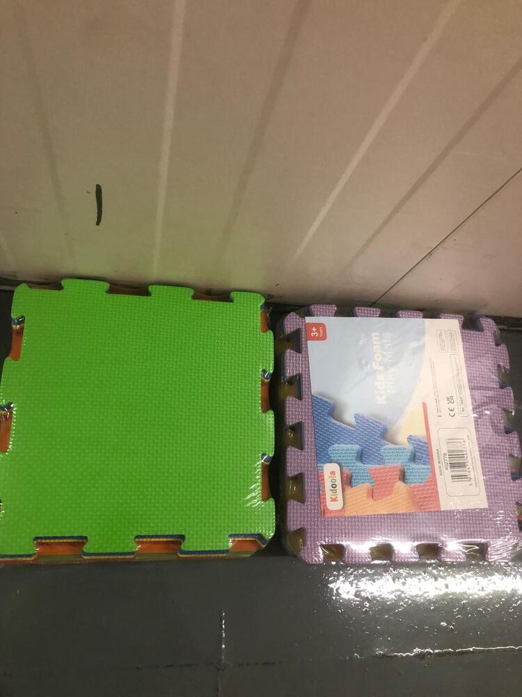 Croydon Self storage unit auction IB-1689 23