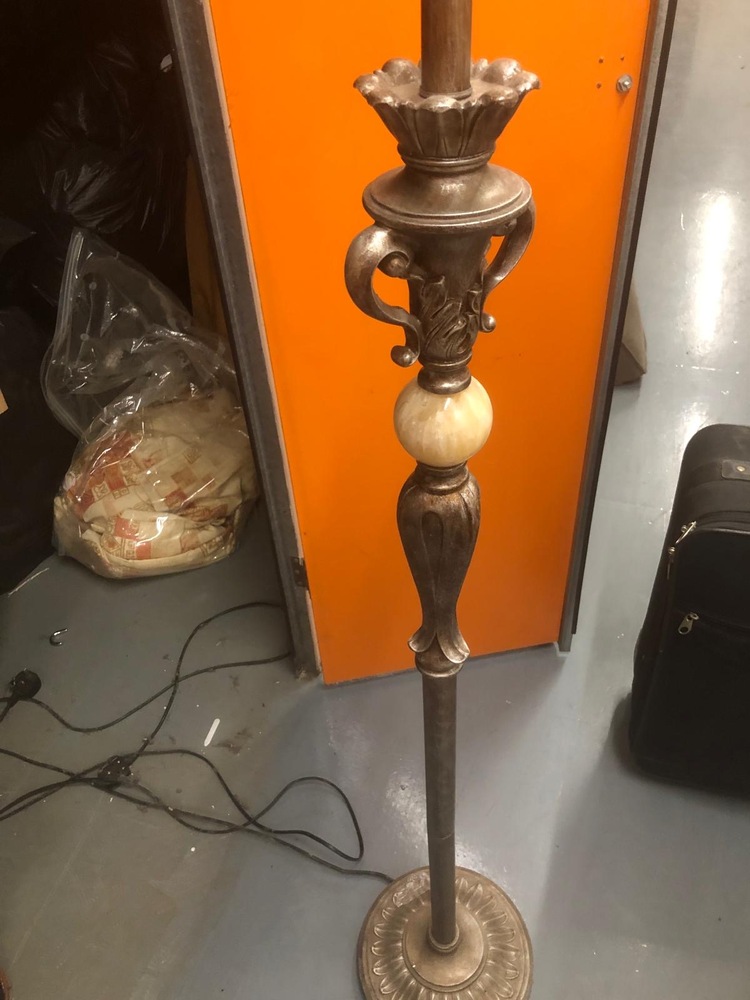 Croydon Self storage auction IB-9530 14