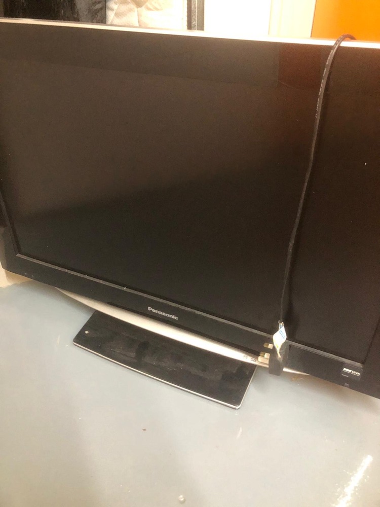 Croydon Storage Unit auction IB-6554