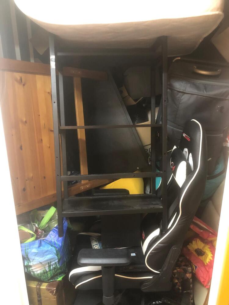 Redhill Storage auction IB-8991