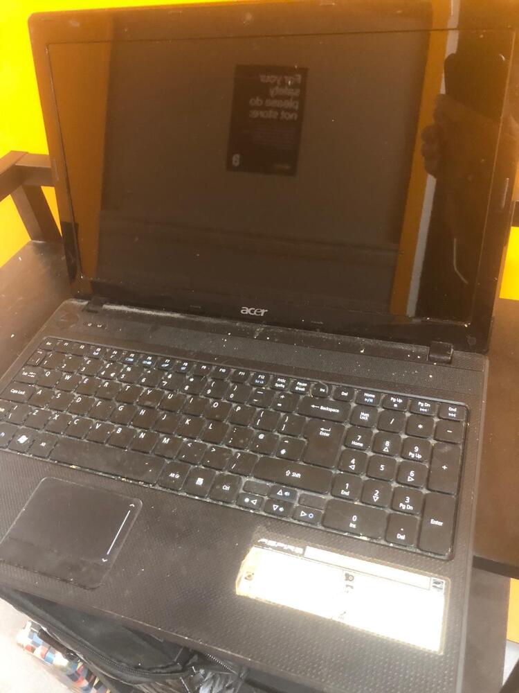 Redhill Storage Unit auction IB-8991 12