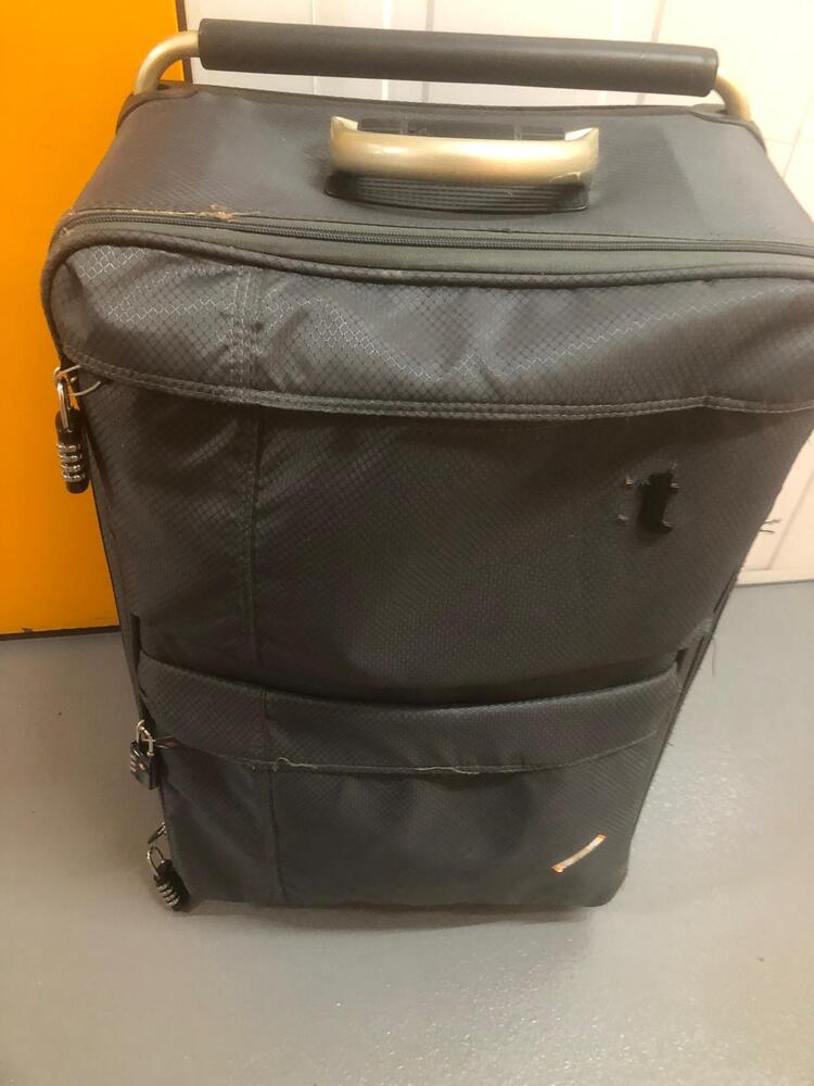 Redhill storage facility unit auction IB-8991 16