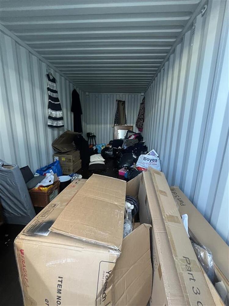 Storebox Stockton Self storage unit auction IB-3378 13