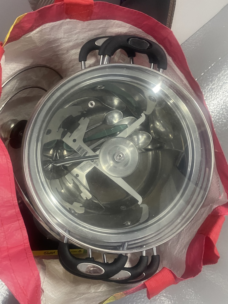 Carshalton Storage Unit auction IB-8318 12