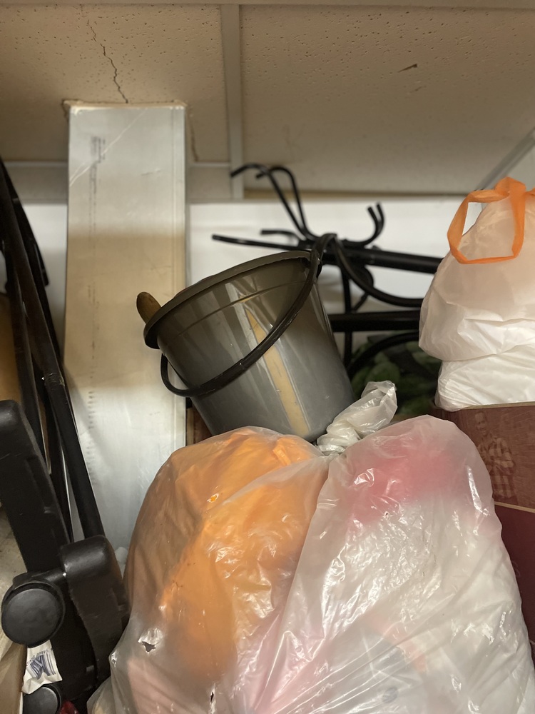 Clapham Storage auction IB-2545 10