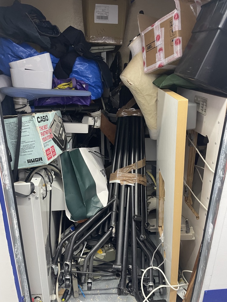 Earls Court Self storage facility auction IB-5358