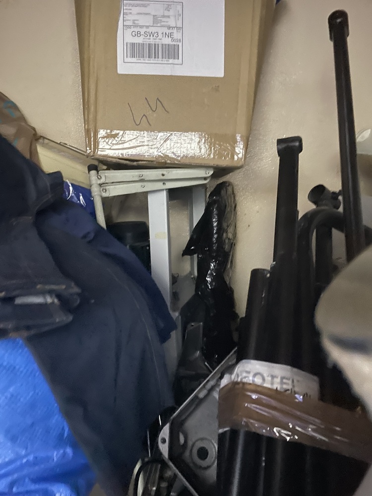 Earls Court Storage auction IB-5358 10