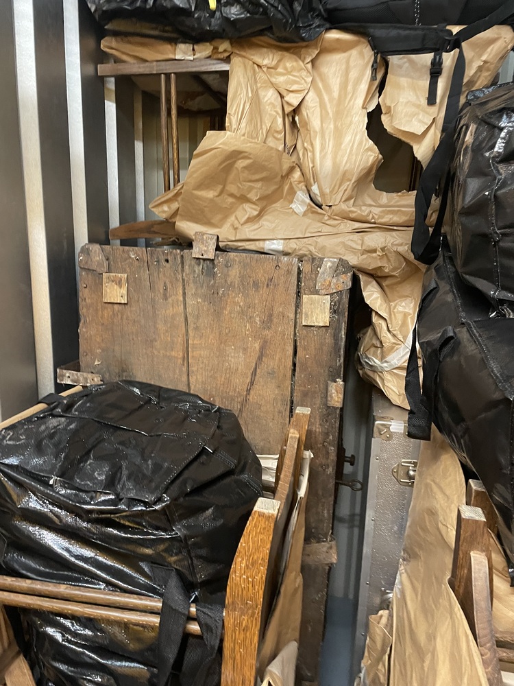 Battersea Lombard Storage Unit auction IB-4382 12