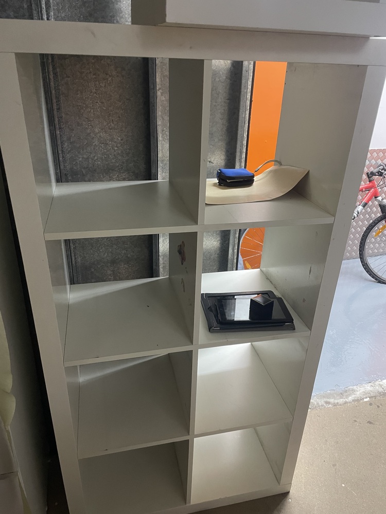 Battersea Park Storage Unit auction IB-6952