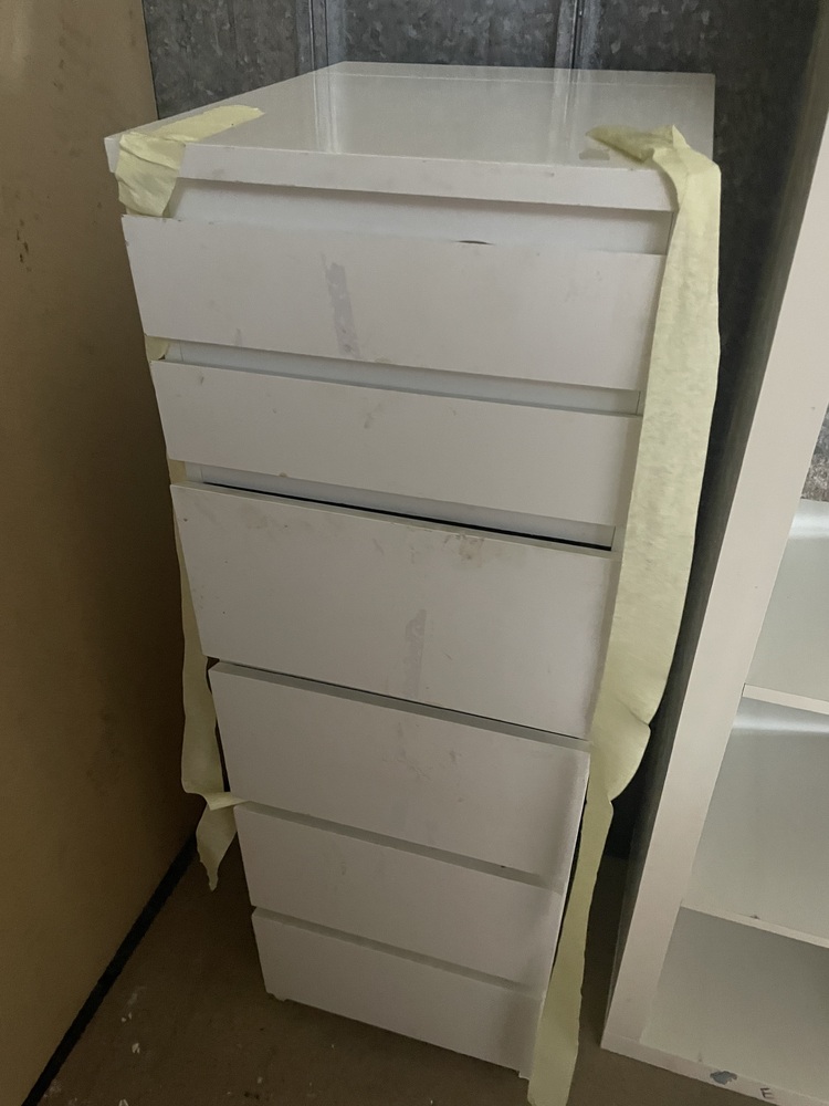 Battersea Park Self storage unit auction IB-6952