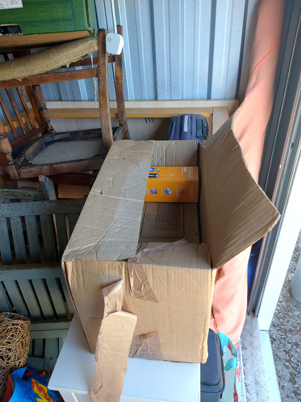 Private Auction - Ashfield Storage Unit auction IB-4762 12