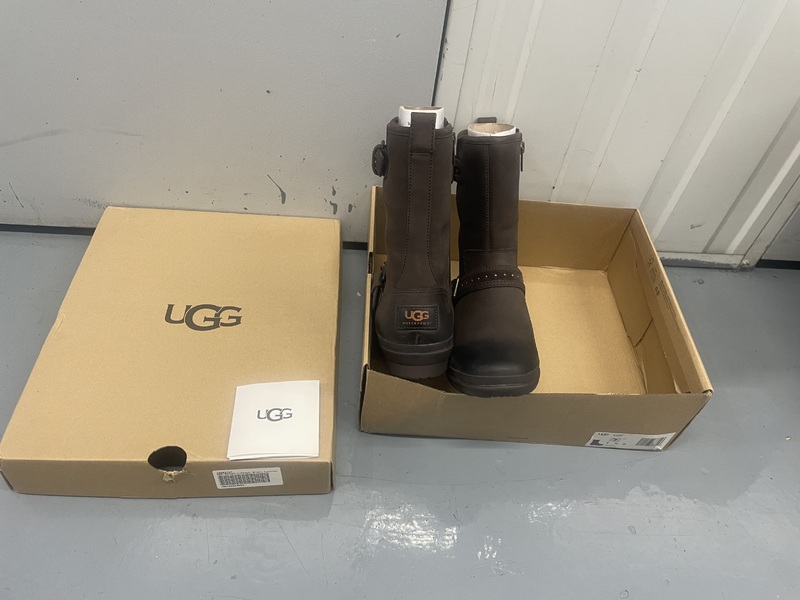 Reading Storage auction IB-8491