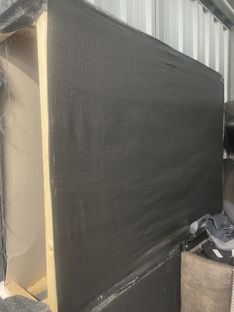 Reading Self storage unit auction IB-7989