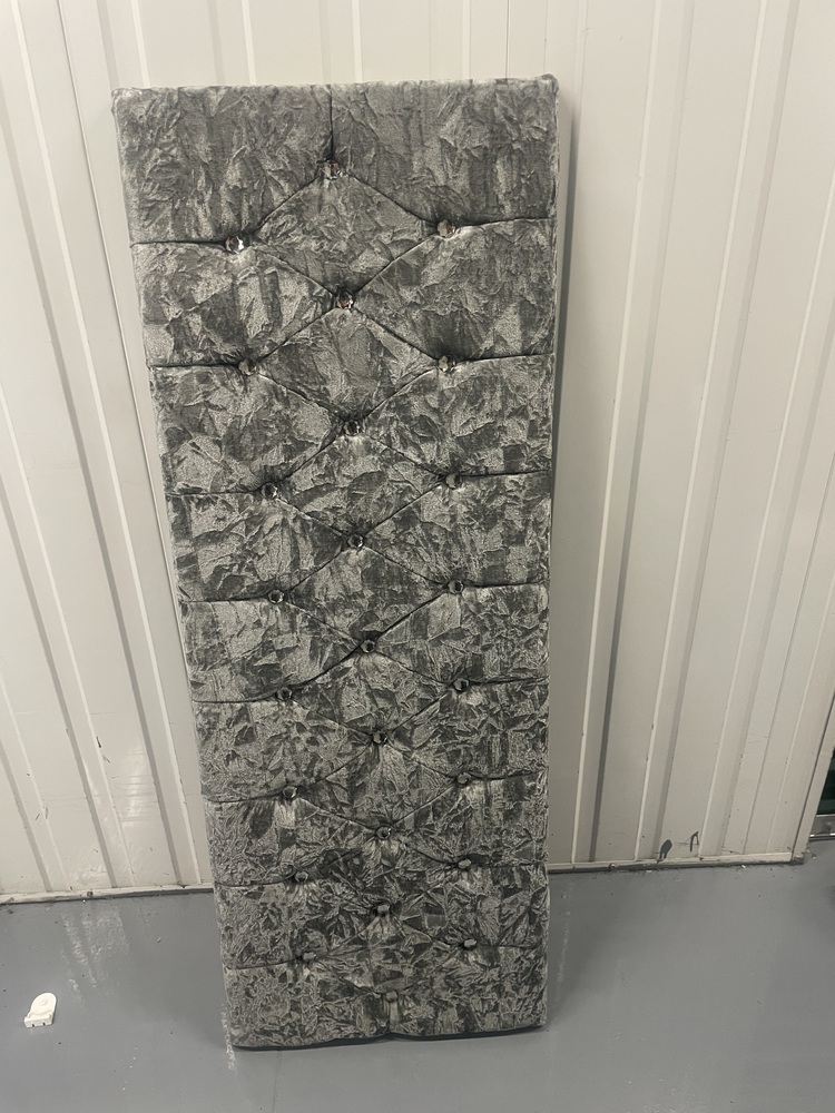 Reading Storage Facility auction IB-7989 11