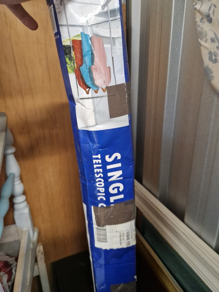 The Storage Team Gainsborough Self storage unit auction IB-7414 33