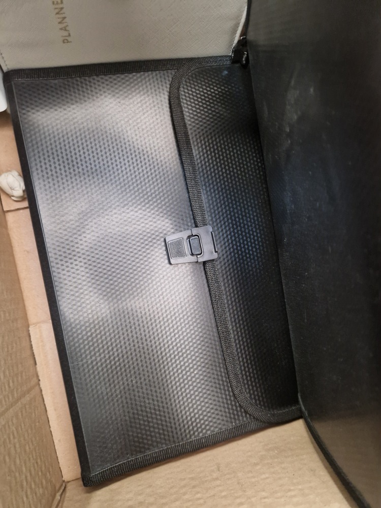 The Storage Team Gainsborough storage facility unit auction IB-7414 36