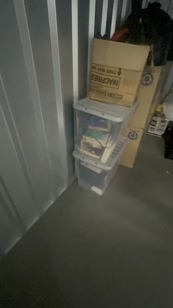 Bristol  Self storage unit auction IB-3251 13