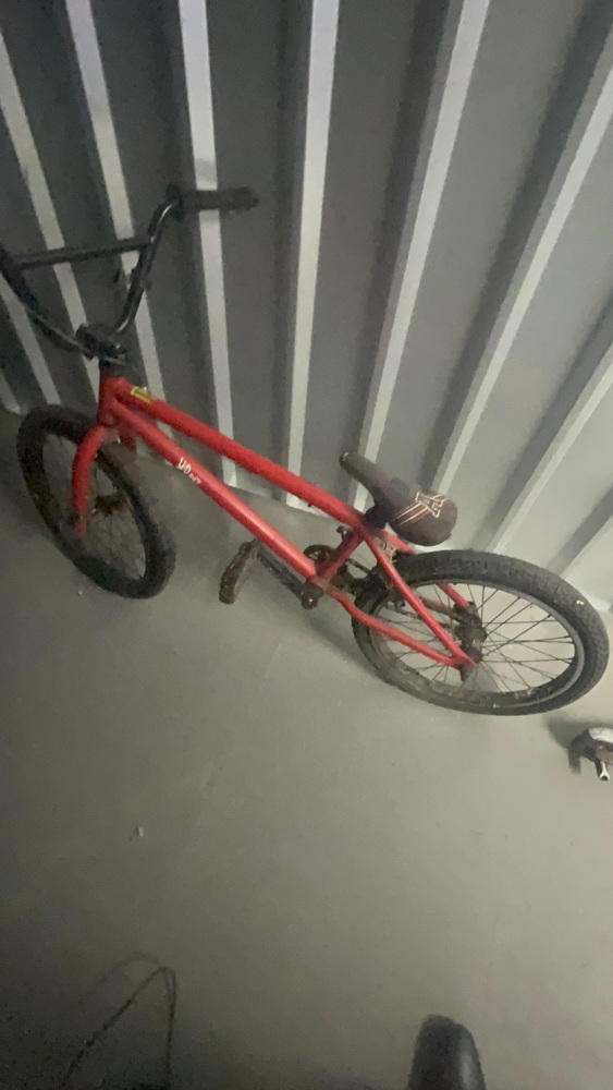 Bristol  Self storage facility auction IB-3251 35