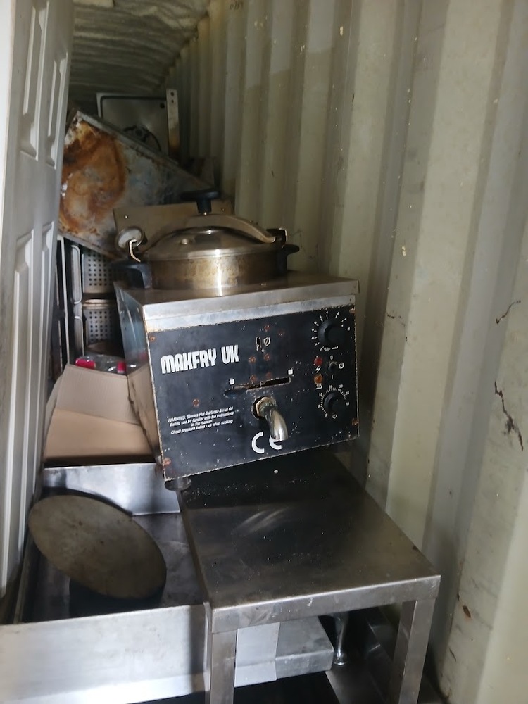 Shrewsbury Battlefield Self storage unit auction IB-8164