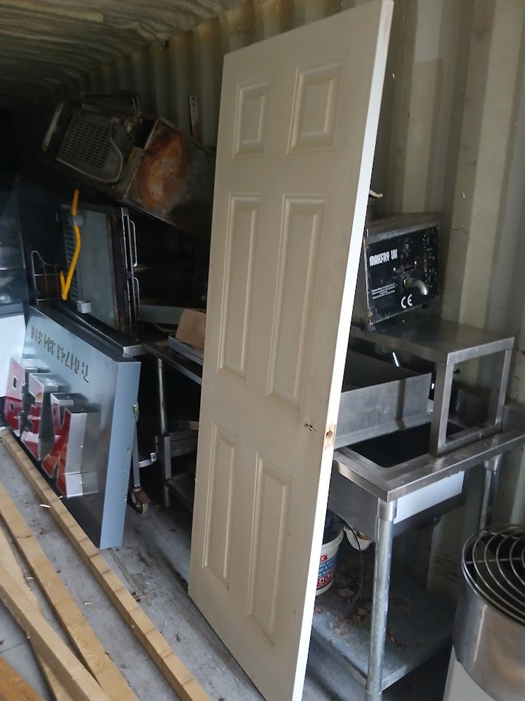 Shrewsbury Battlefield storage facility unit auction IB-8164
