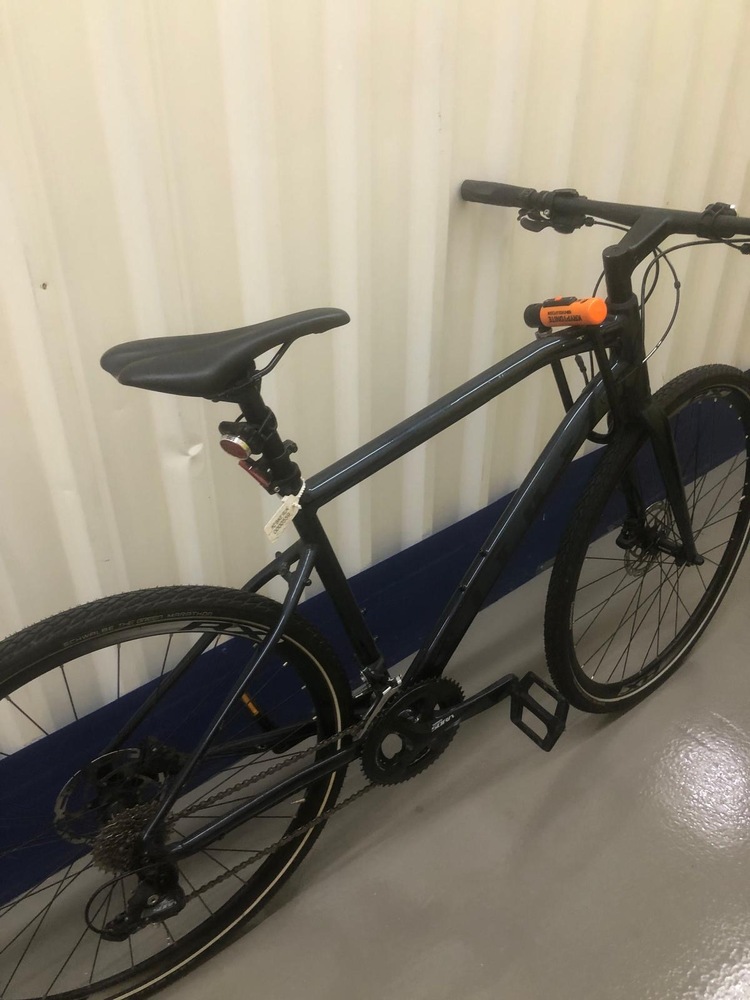 Stoke Newington Self storage auction IB-4125