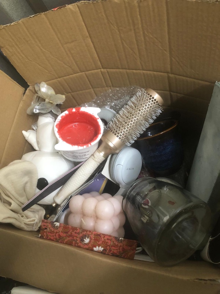 Stoke Newington Storage Facility auction IB-4125 21