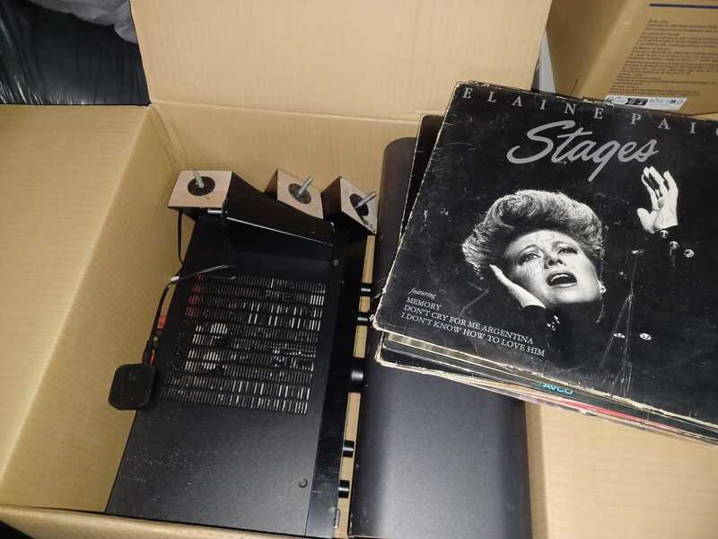 LIVERPOOL Self storage unit auction IB-5656 13