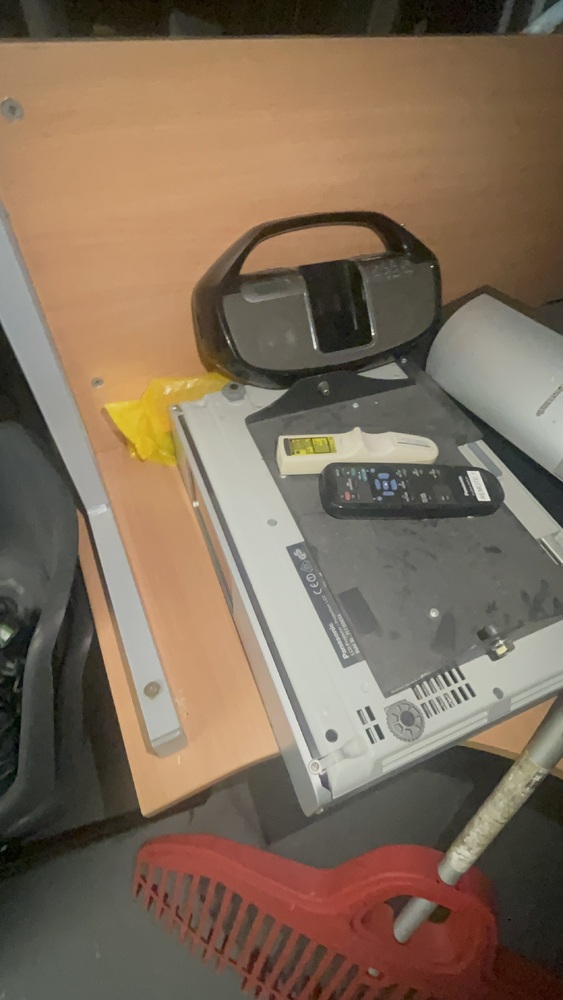 Bracknell Storage auction IB-9119