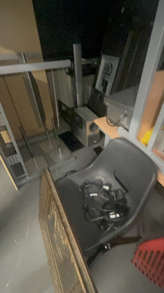Bracknell Storage Unit auction IB-9119