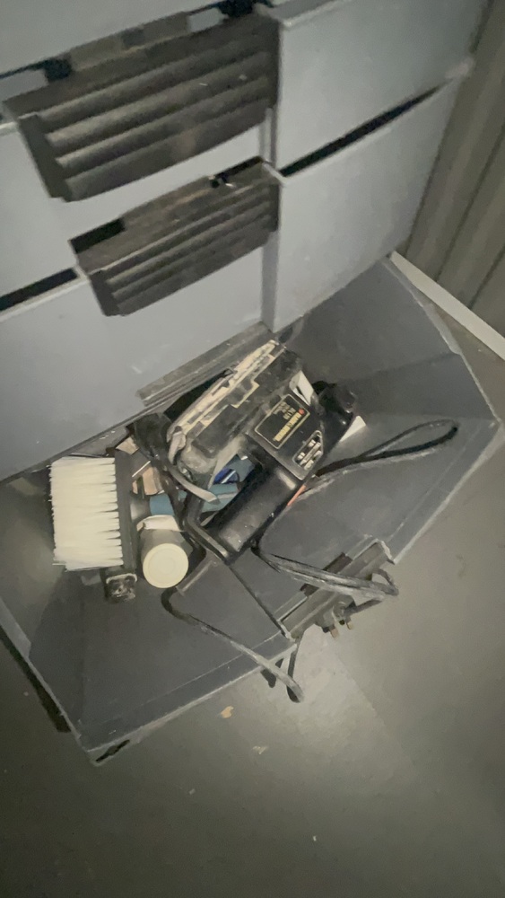 Bracknell Self storage unit auction IB-9119 23
