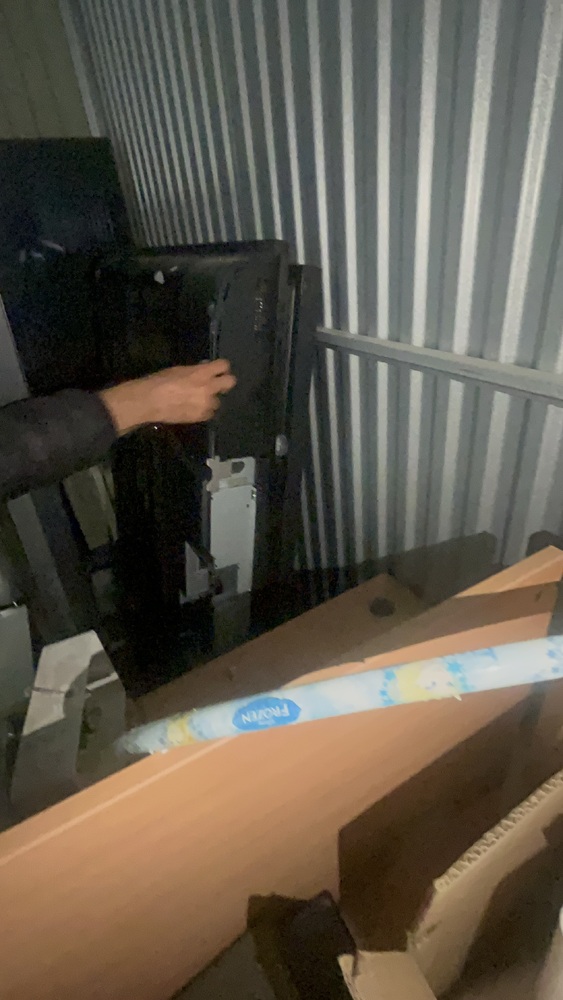 Bracknell Self storage auction IB-9119 24