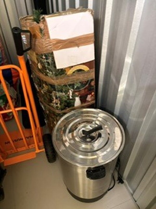 Storage King Maidstone Storage auction IB-7888