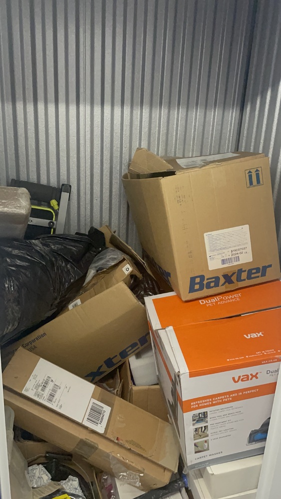 Sydenham Storage Unit auction IB-3742