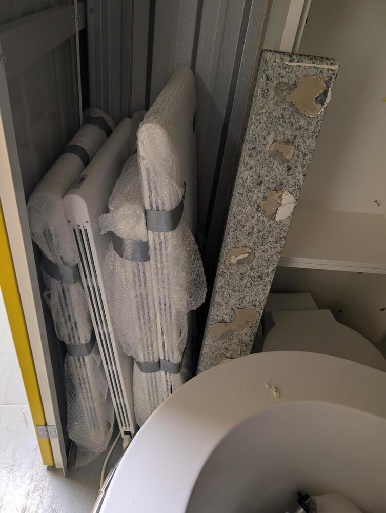 Chiswick storage facility unit auction IB-5509 16