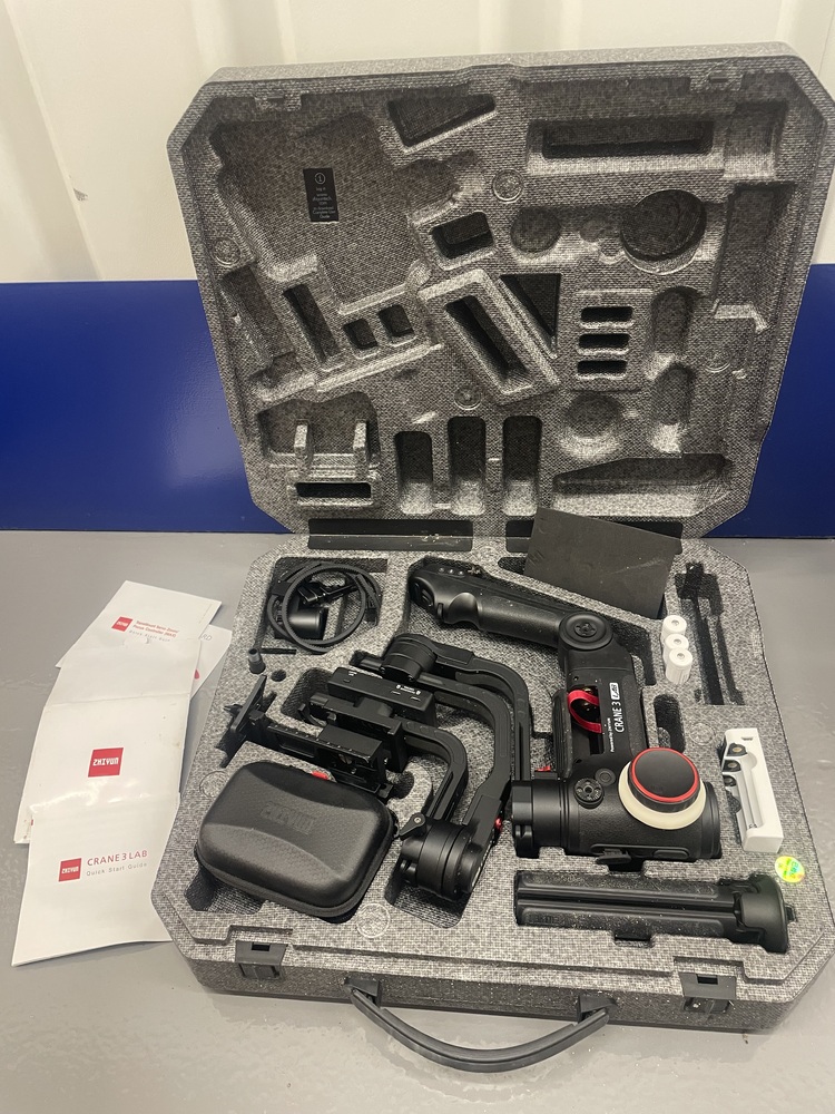 Charlton storage facility unit auction IB-6292 16