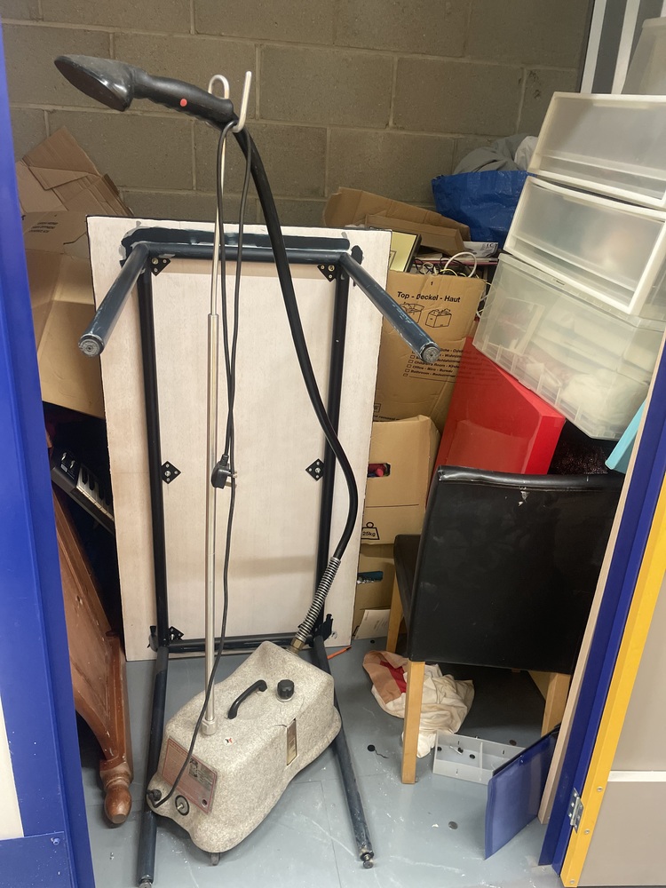 Charlton Storage Unit auction IB-2539