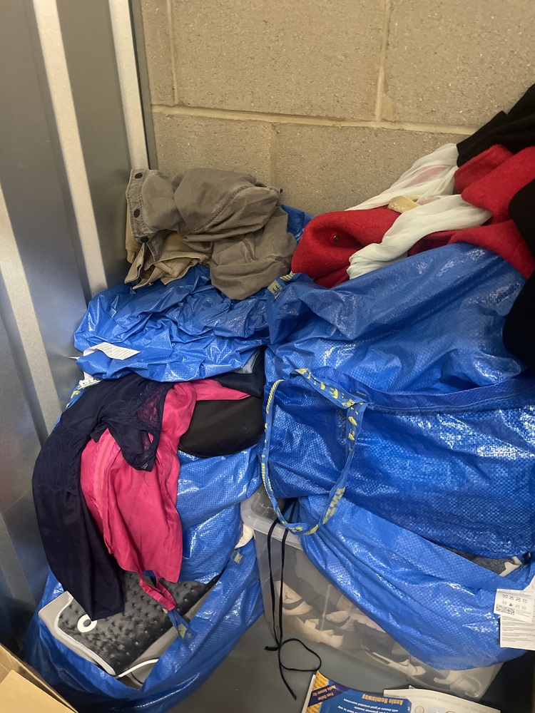 Charlton Self storage unit auction IB-2539