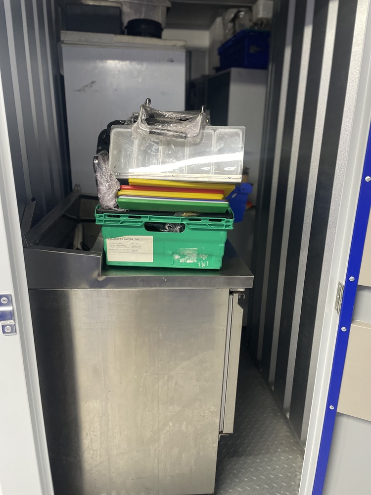 Bow Storage Unit auction IB-7203