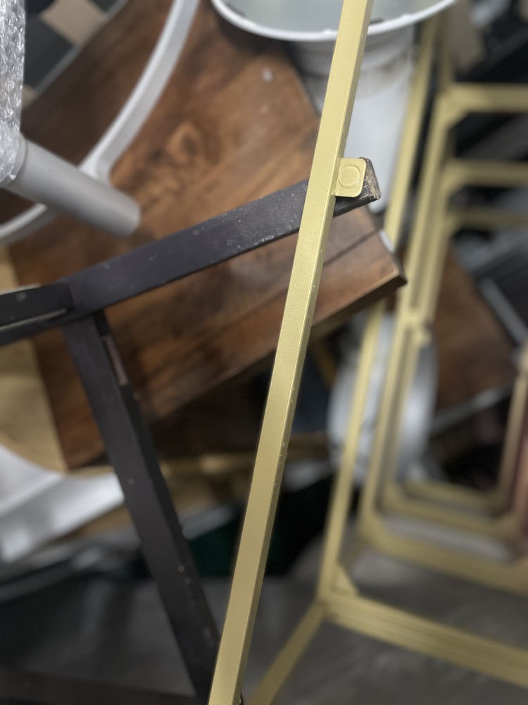 Bow Storage auction IB-1221