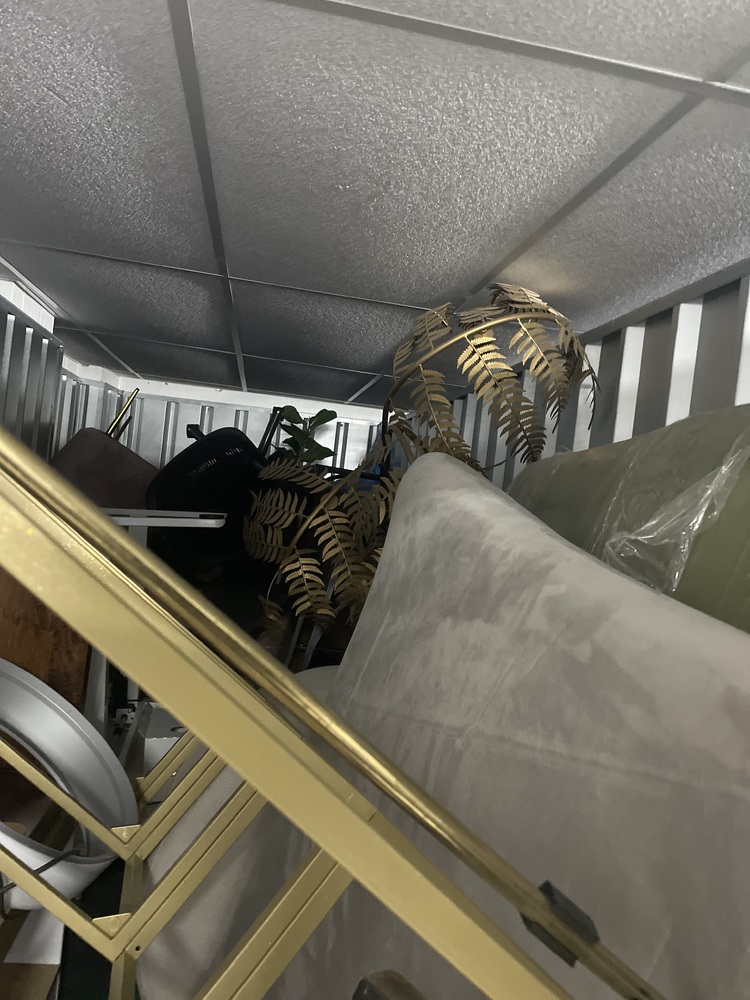 Bow Storage Facility auction IB-1221
