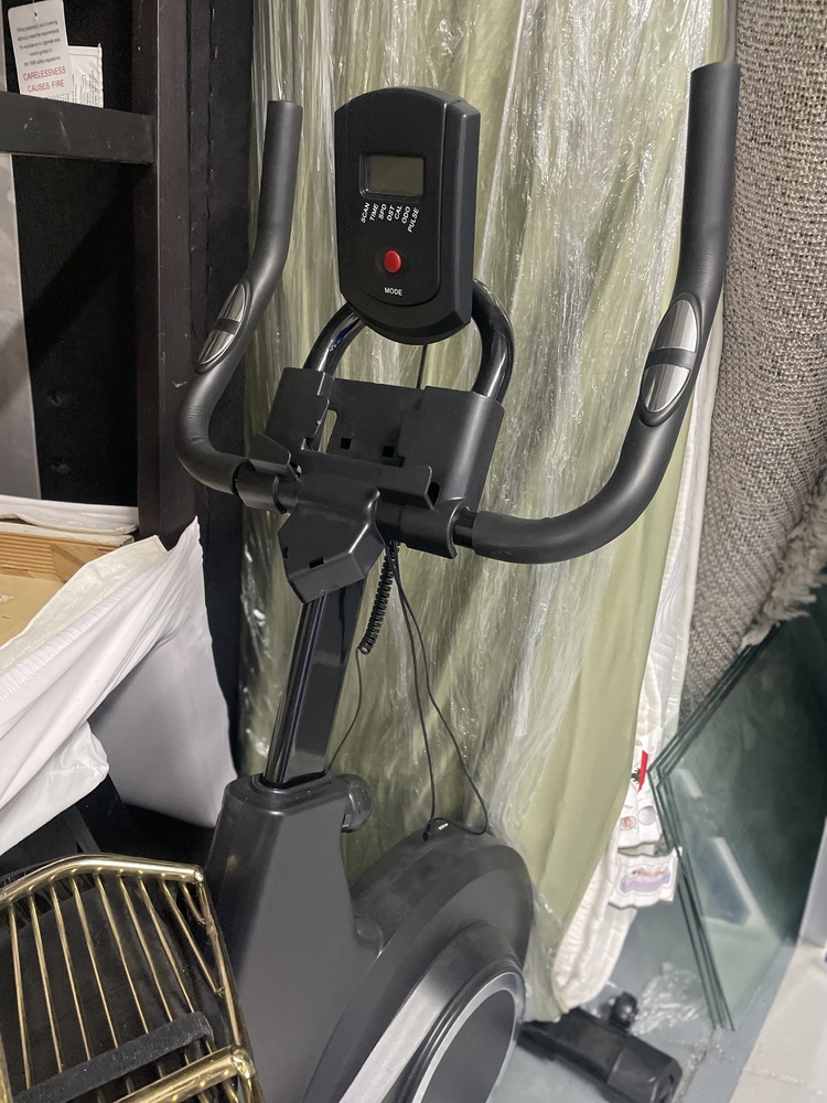 Bow Self storage facility auction IB-1221