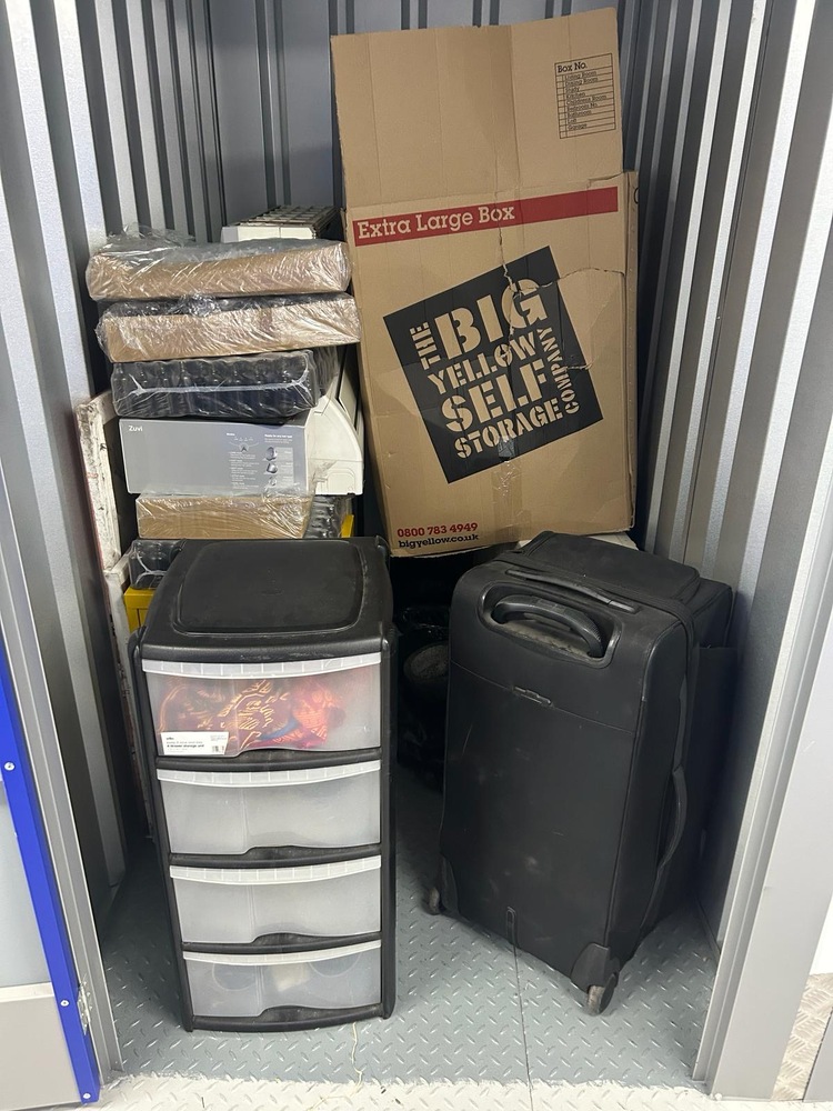 Bow Self storage auction IB-8537