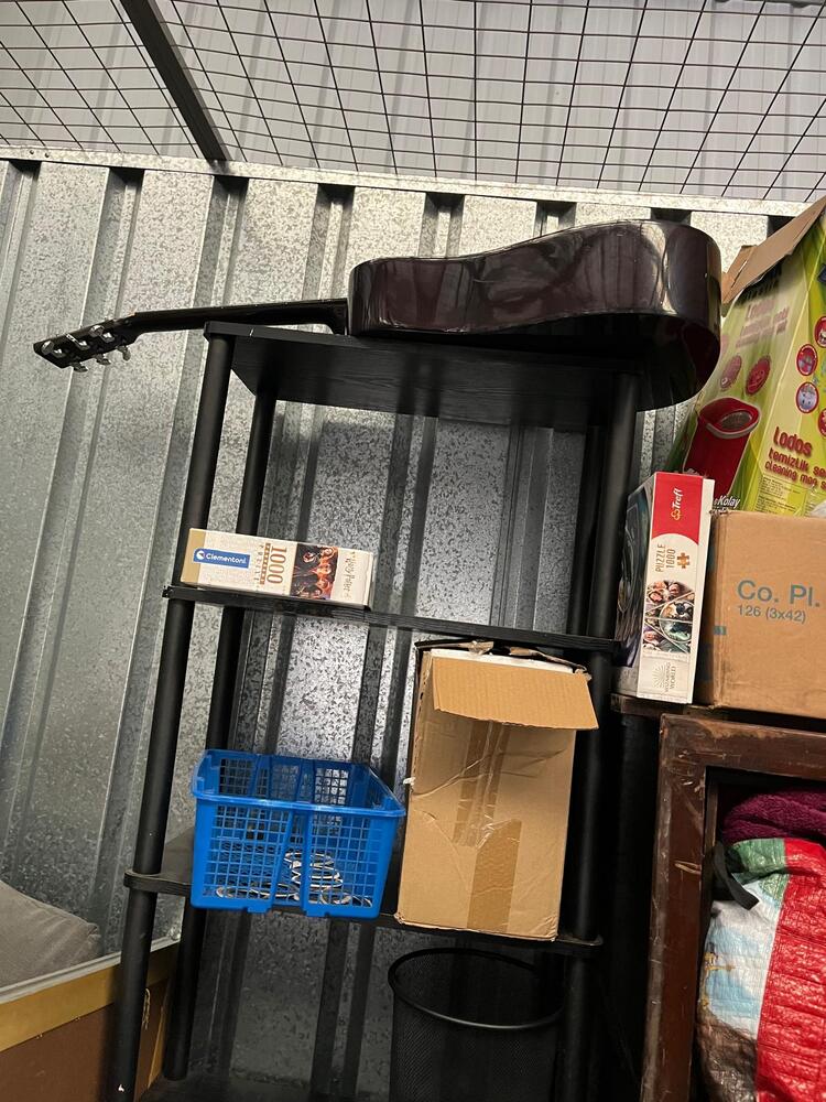 Burnley Self storage unit auction IB-4555 23