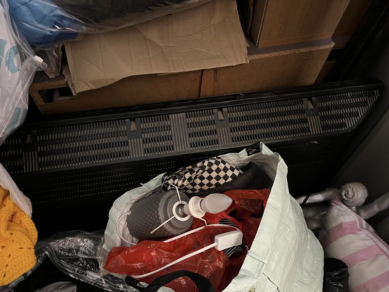 Burnley Storage auction IB-4555 30