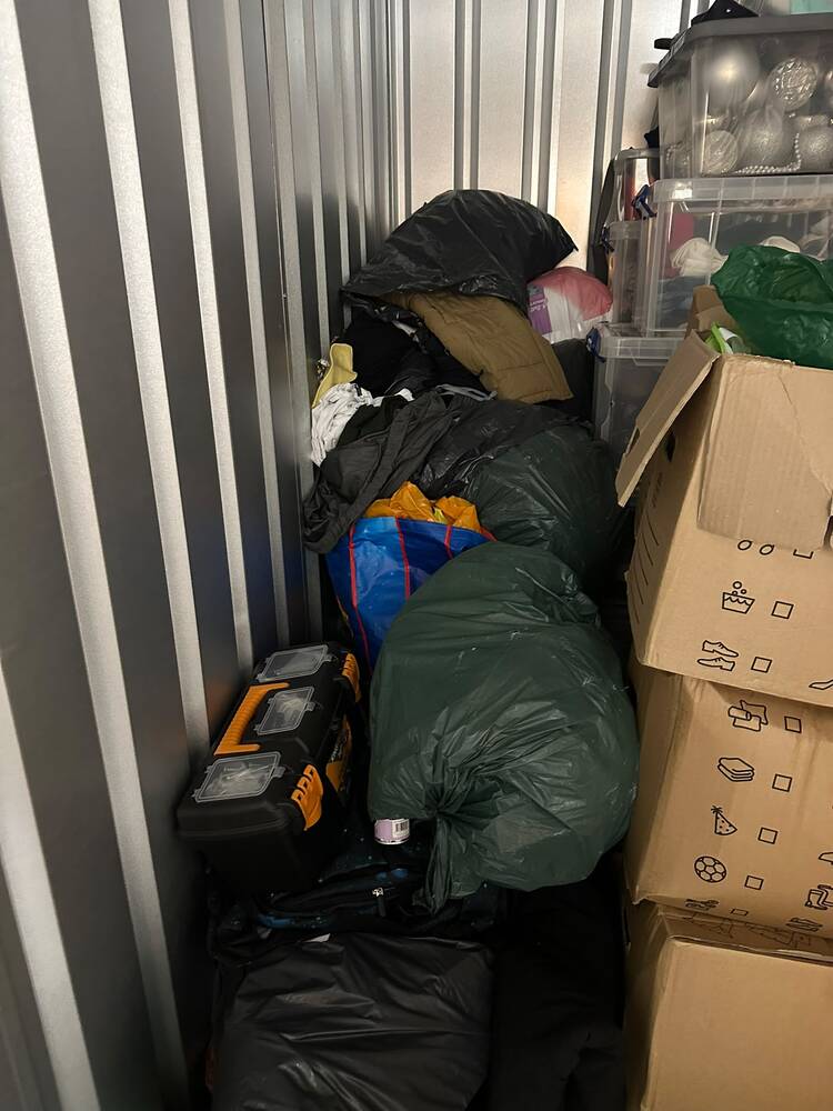 Orange Box - Derby storage facility unit auction IB-6068