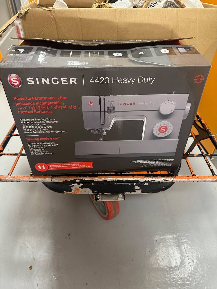 Orange Box - Derby Self storage unit auction IB-6068 13